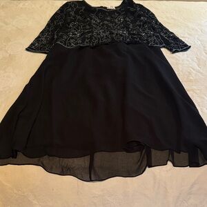 Elegant Black Maxi Dress